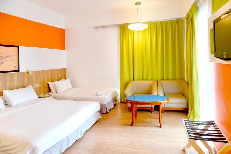 The Elopura Hotel Sandakan Bagian luar foto